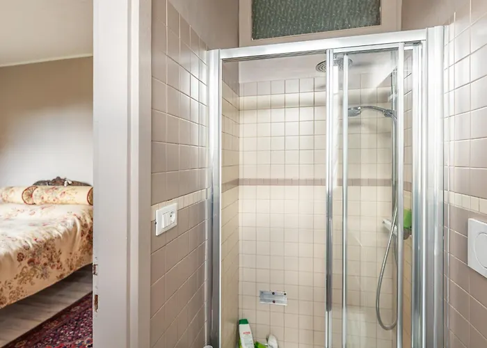 Guesthost - Timeless Charm - Stunning In Apartament *