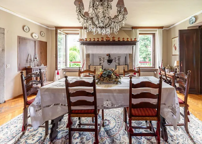 Guesthost - Timeless Charm - Stunning In Apartament *