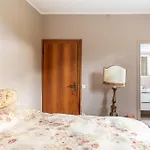 Timeless Charm - Stunning Aparment In *