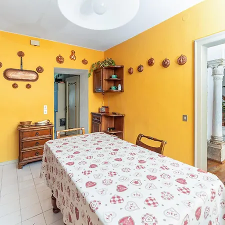 Appartement Guesthost - Timeless Charm - Stunning In *